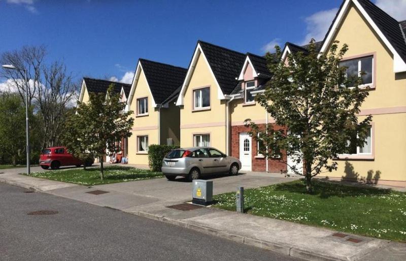 Kerry Lee Homes トラリー エクステリア 写真