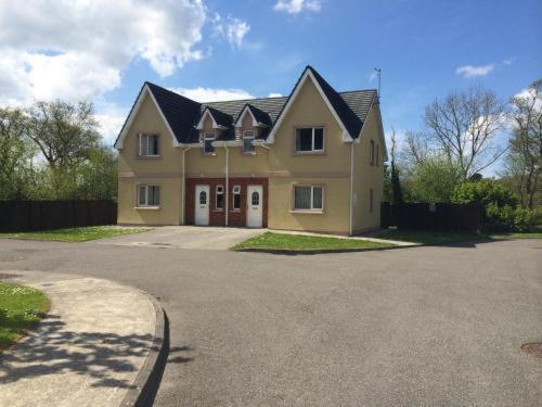 Kerry Lee Homes トラリー エクステリア 写真
